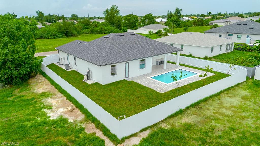 CAPE CORAL - Residential