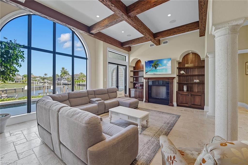 MARCO BEACH - Residential