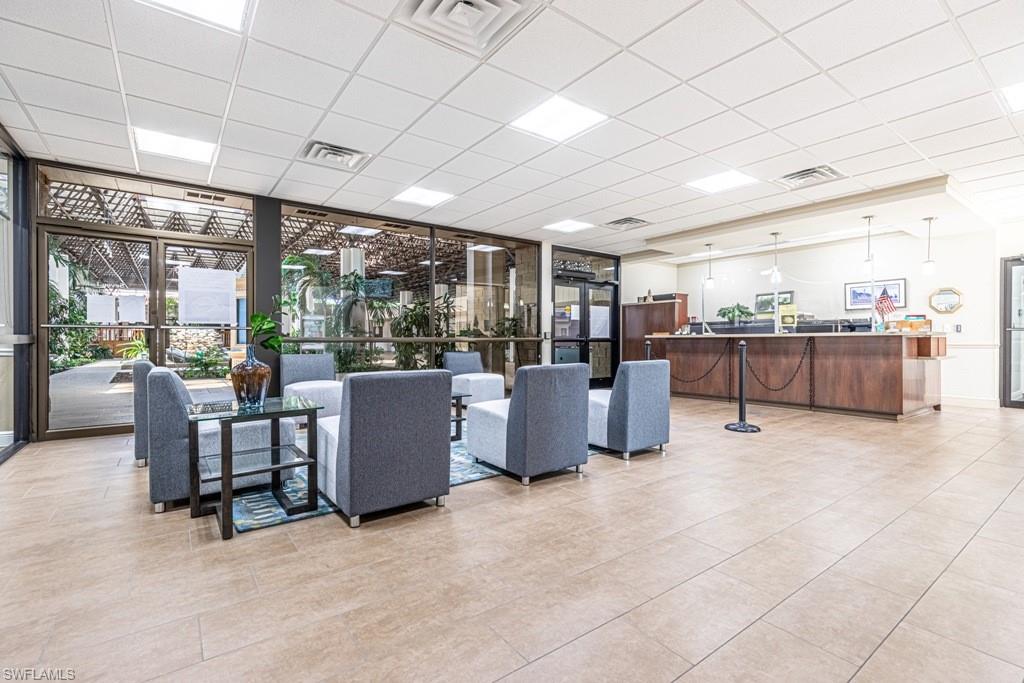 SEVEN LAKES - Residential