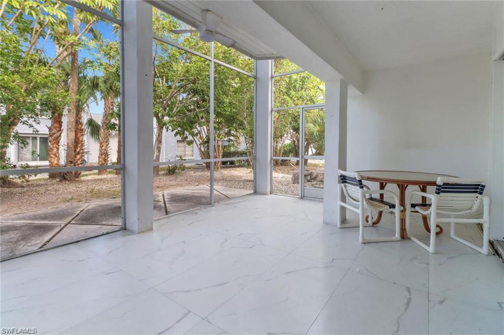 FOUR FOUNTAINS - Residential Lease