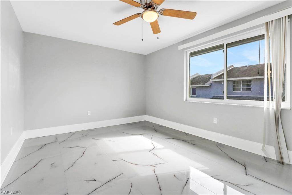 FOUR FOUNTAINS - Residential Lease
