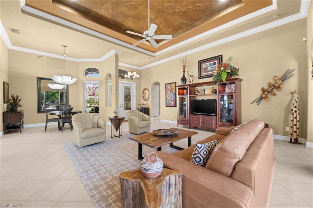 BELLE LAGO - Residential