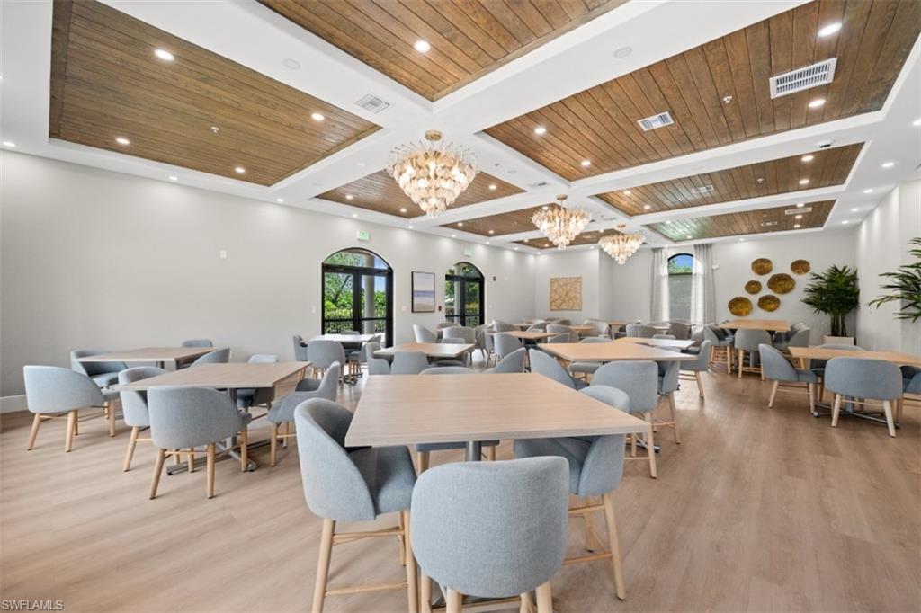 BELLE LAGO - Residential