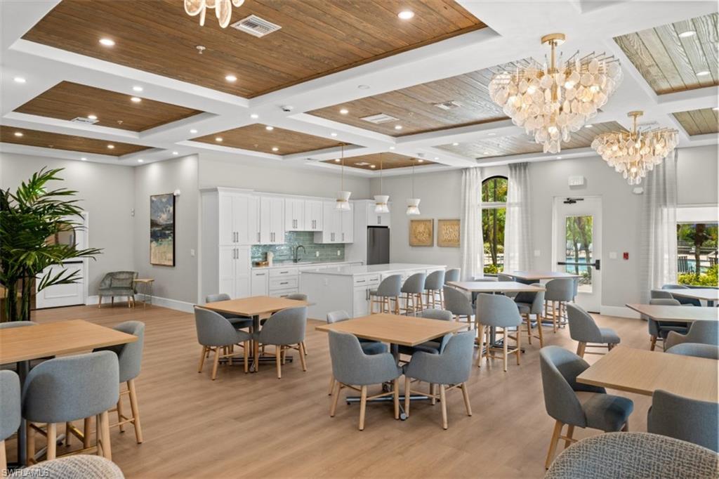 BELLE LAGO - Residential