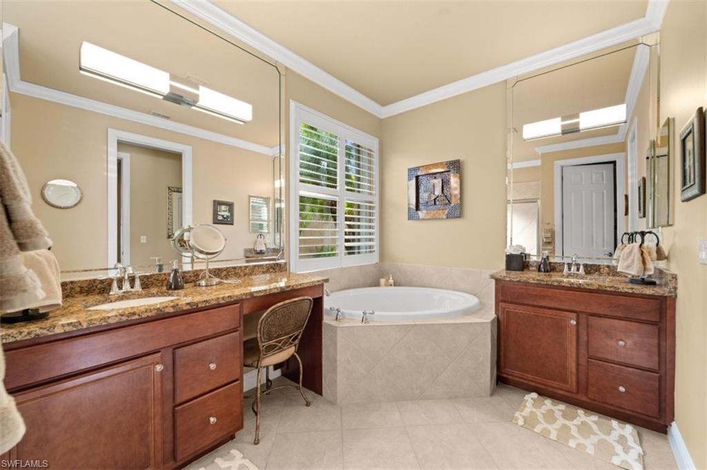 BELLE LAGO - Residential