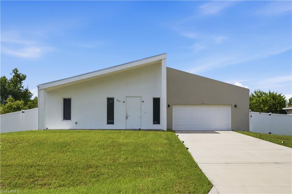 LEHIGH ACRES - Residential