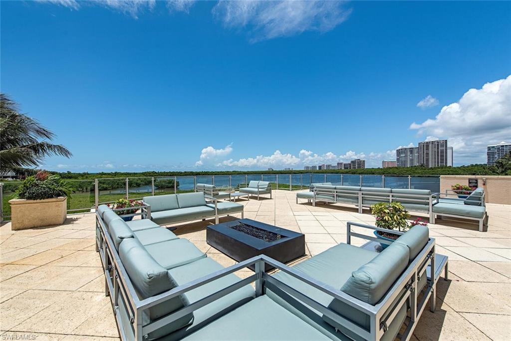 BAYPOINTE AT NAPLES CAY - Residential