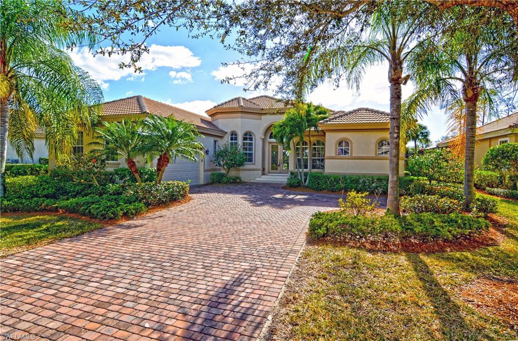 CROWN COLONY - Residential