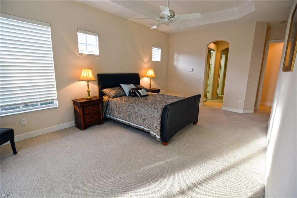 CROWN COLONY - Residential