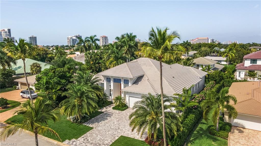 PARK SHORE - Residential