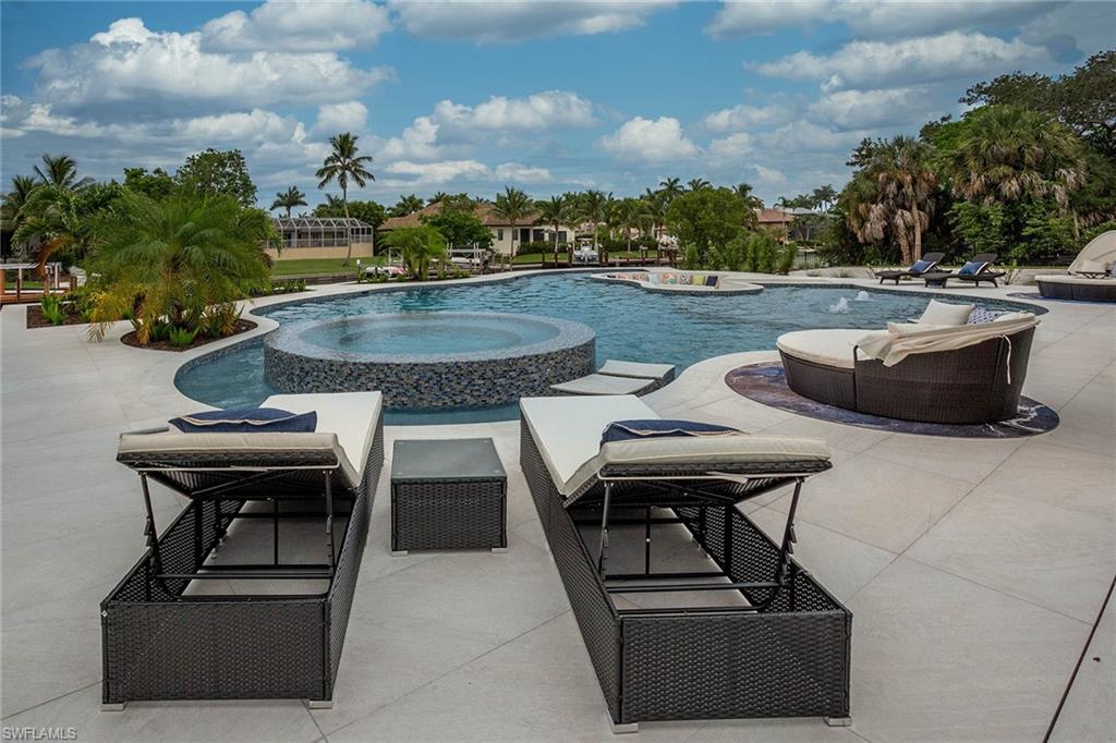 MARCO ISLAND - Residential