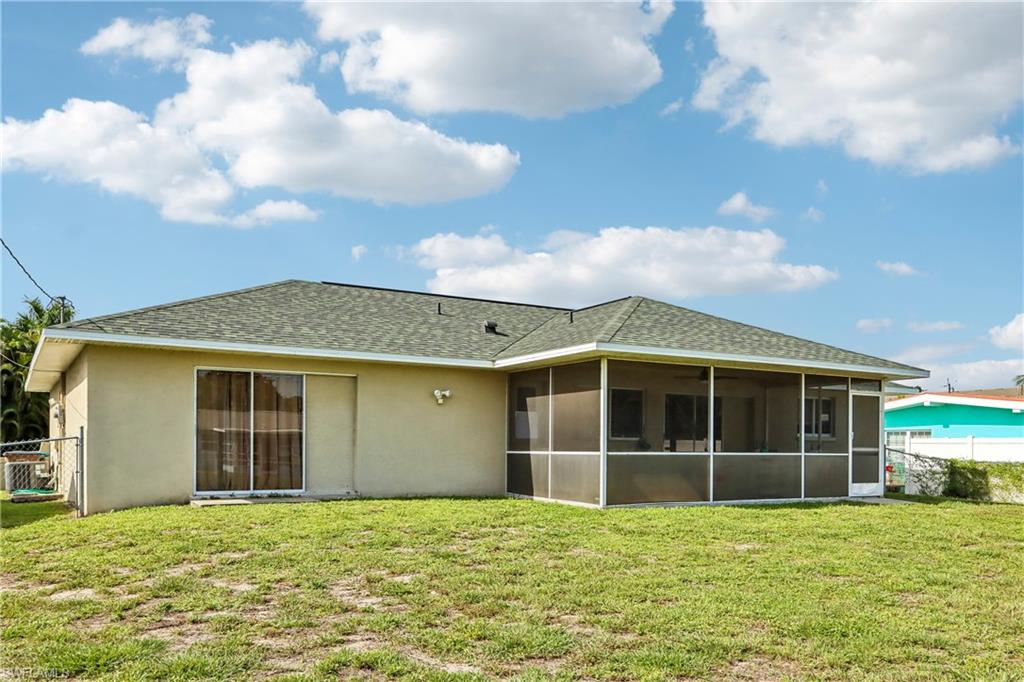 CAPE CORAL - Residential