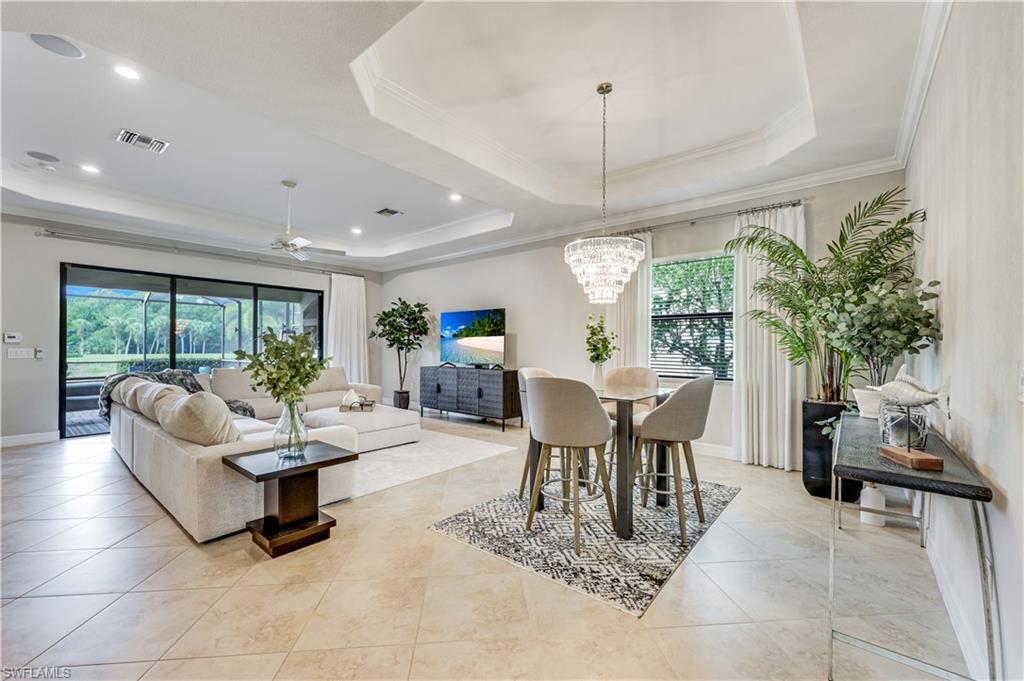 TWIN EAGLES - Residential
