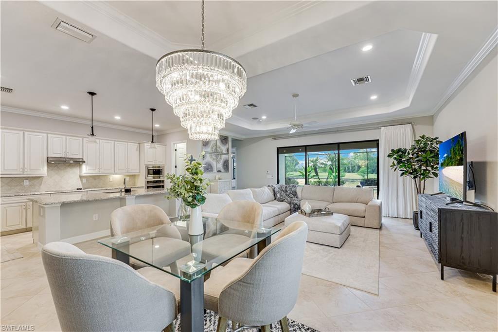 TWIN EAGLES - Residential