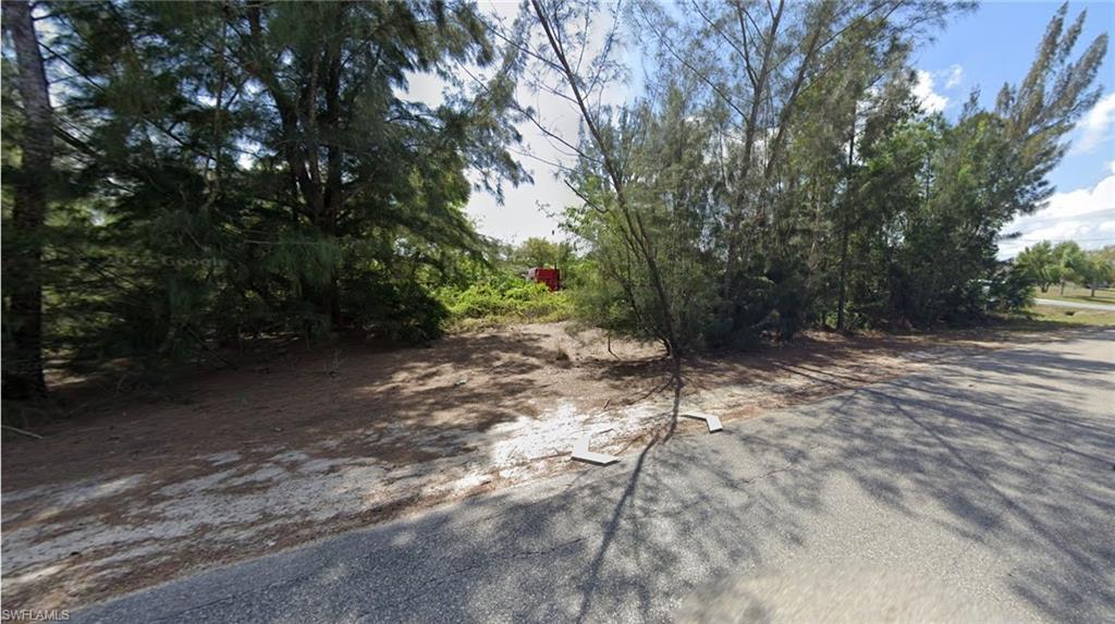 LEHIGH ACRES - Land