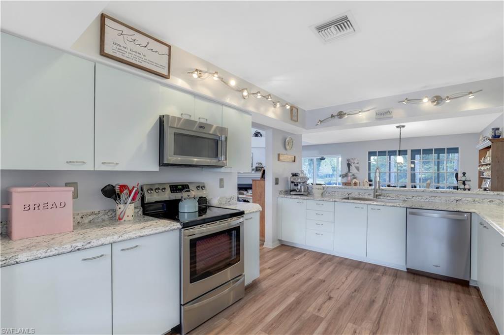 VILLAGE AT WILDCAT RUN - Residential