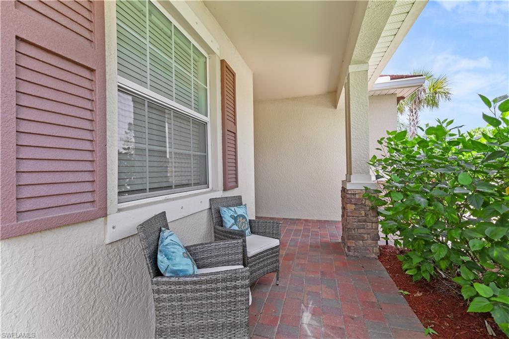 COUNTRY CLUB - Residential
