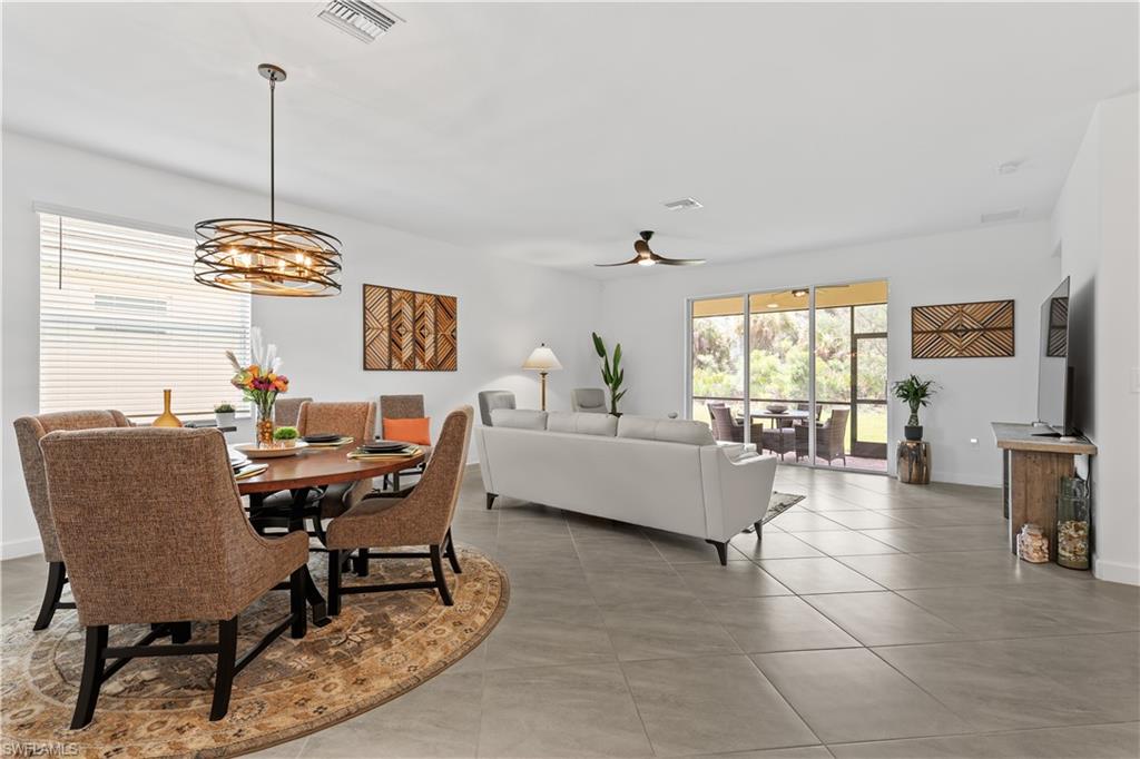 COUNTRY CLUB - Residential