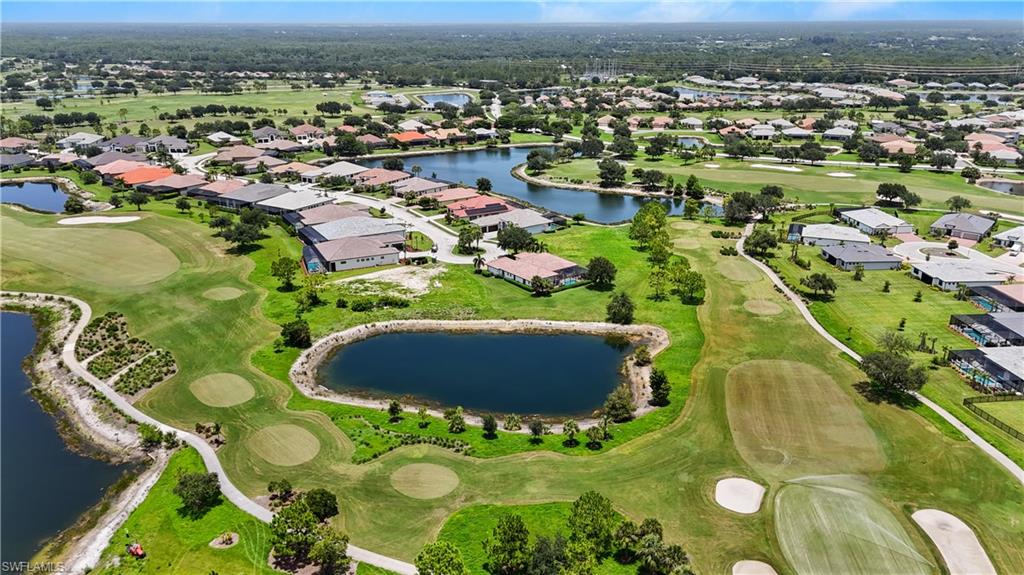 COUNTRY CLUB - Residential