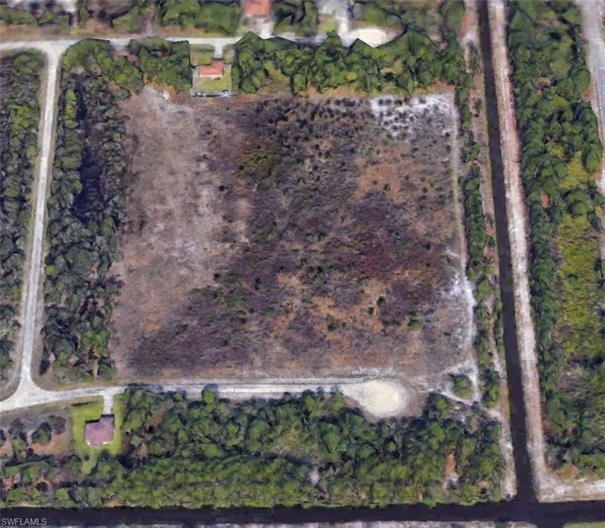 LEHIGH ACRES - Land