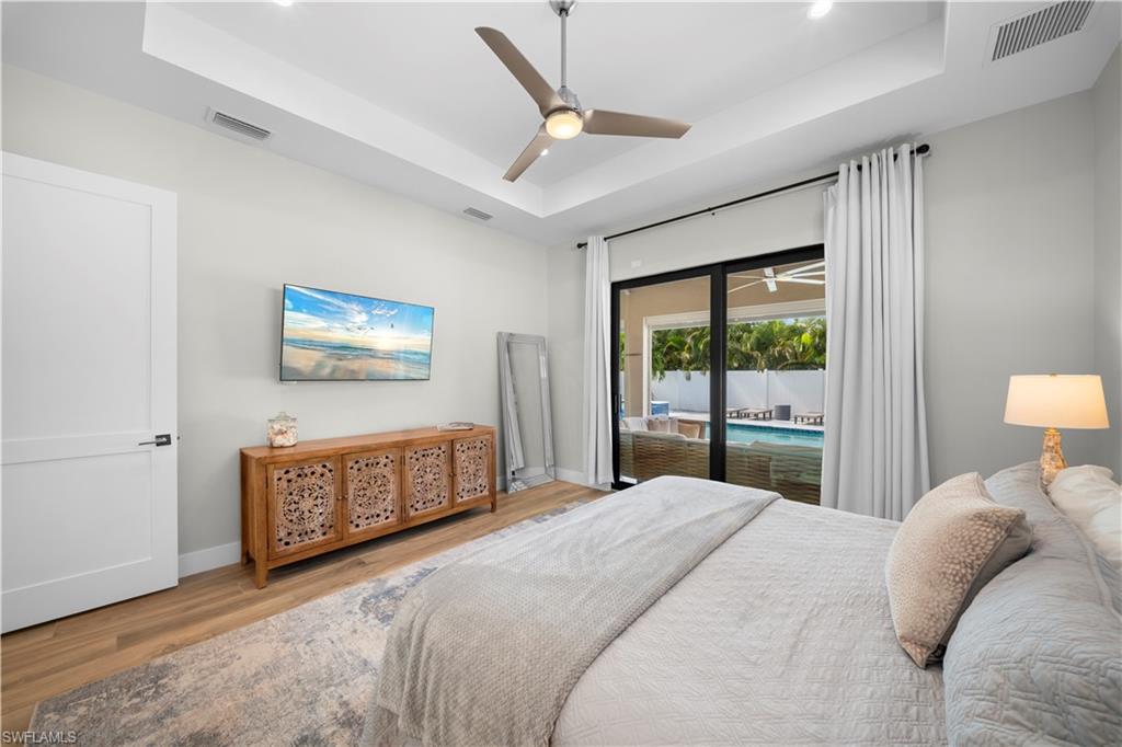 NAPLES PARK - Residential