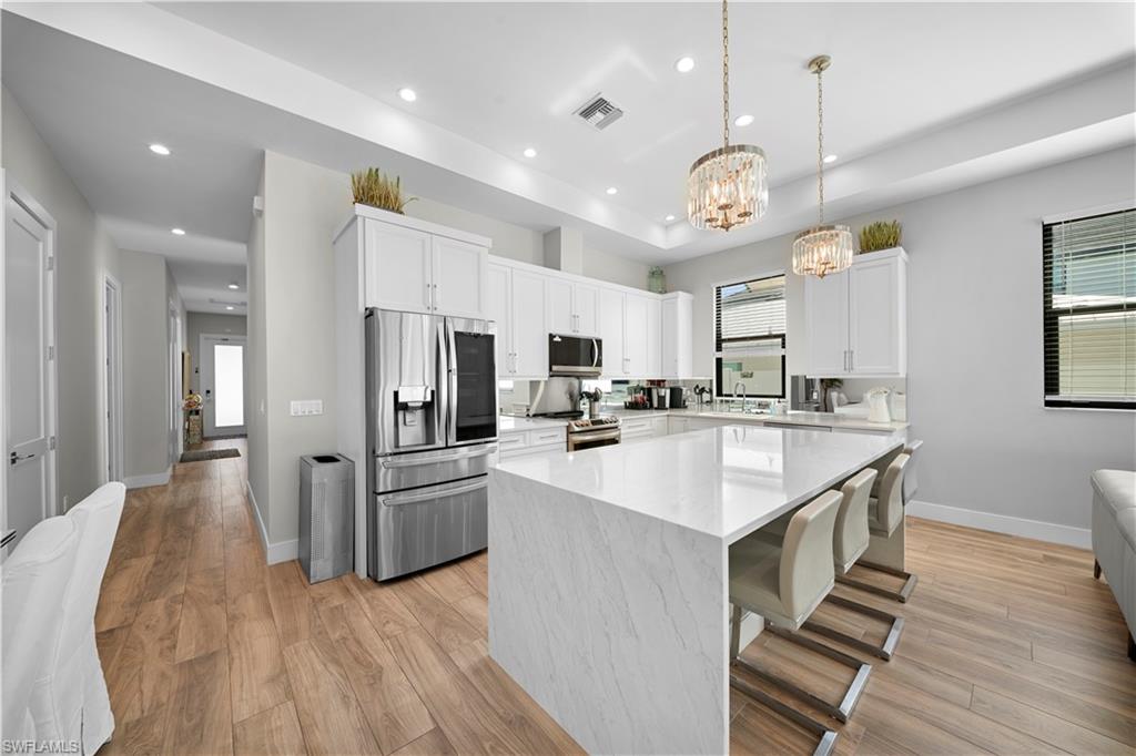 NAPLES PARK - Residential