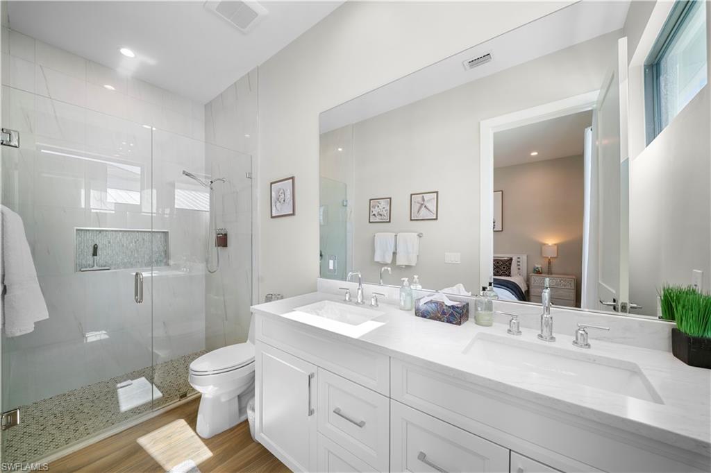 NAPLES PARK - Residential