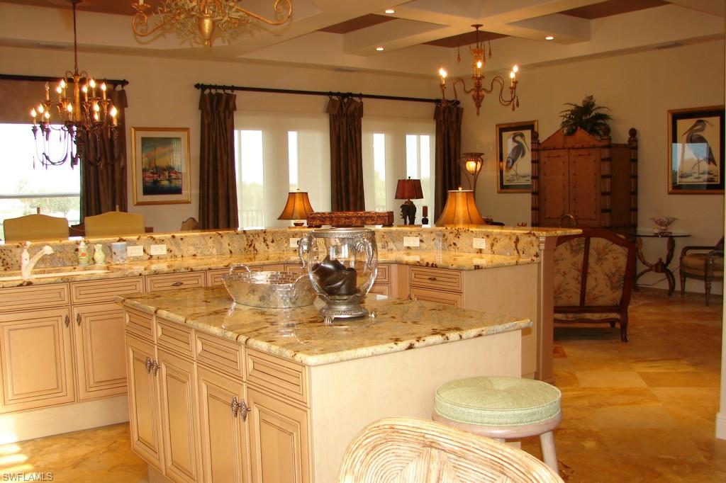 AVELLINO ISLES - Residential