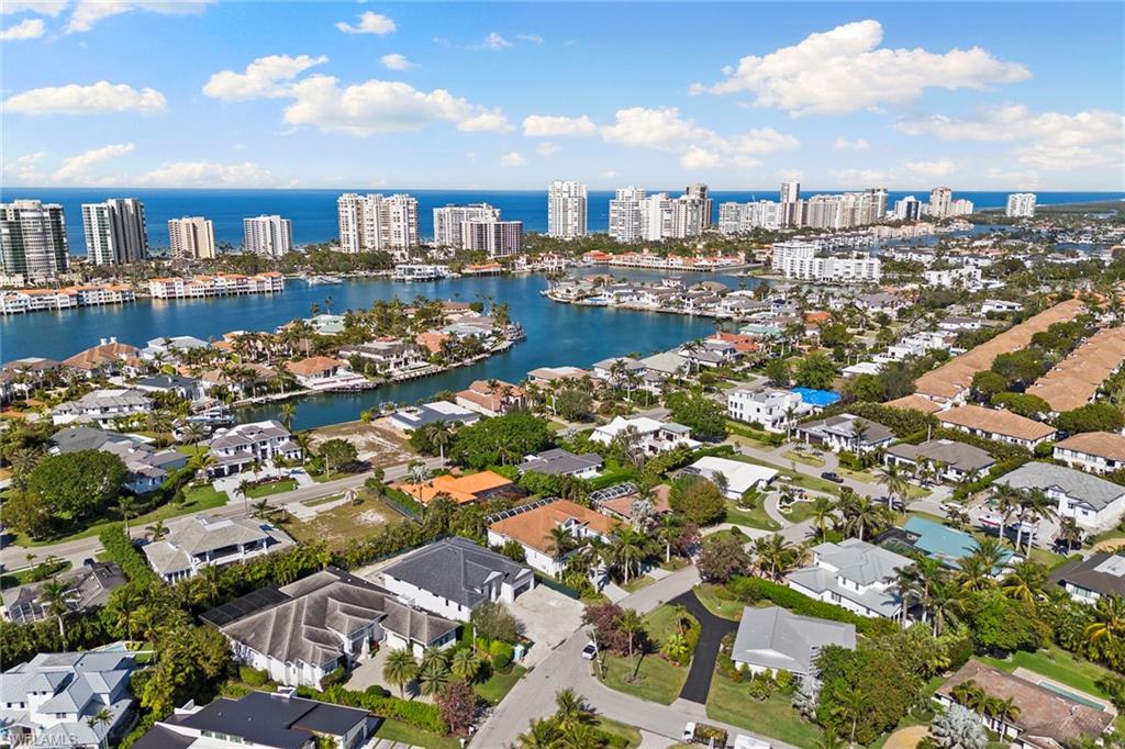 PARK SHORE - Residential