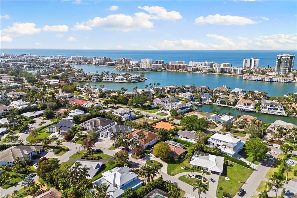 PARK SHORE - Residential