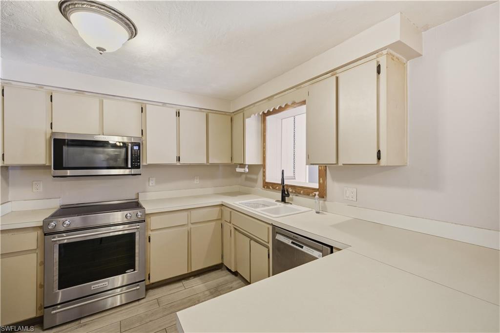 Fort Myers Villas - Residential