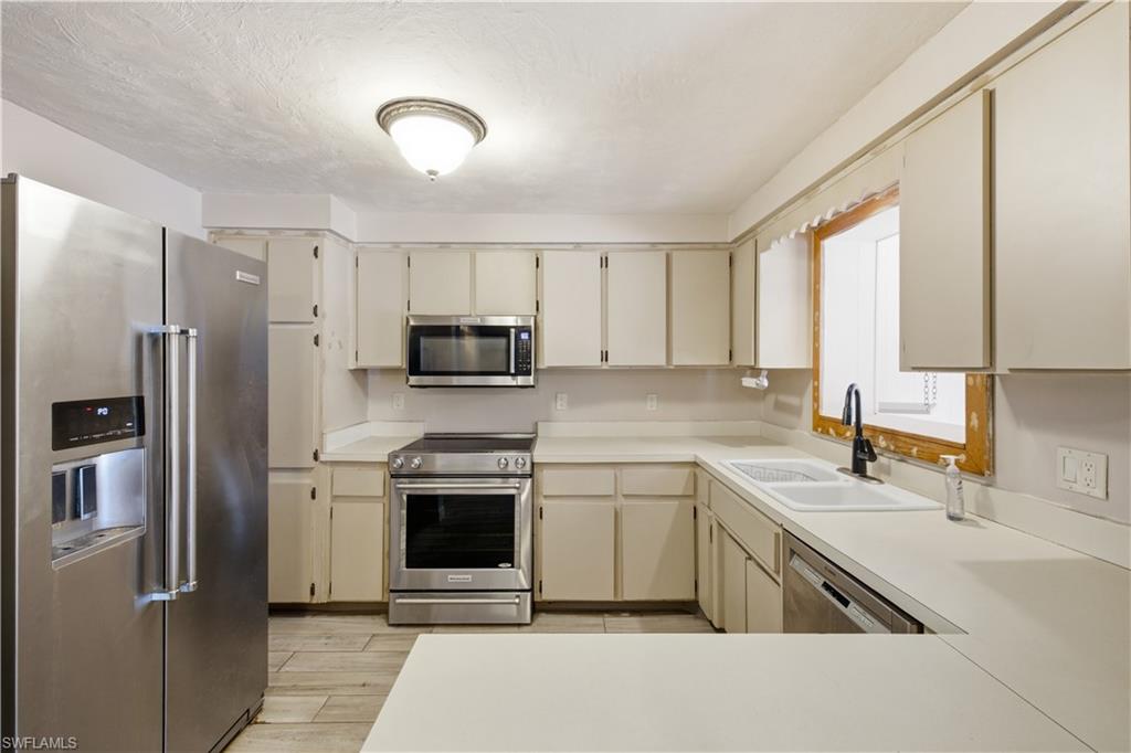 Fort Myers Villas - Residential