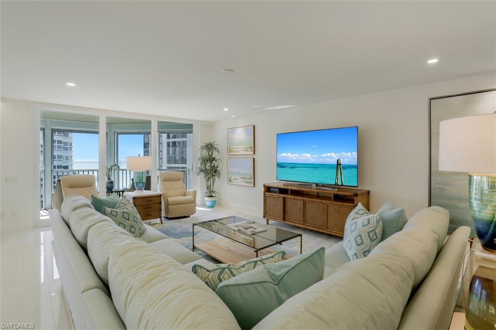 MONACO BEACH CLUB - Residential