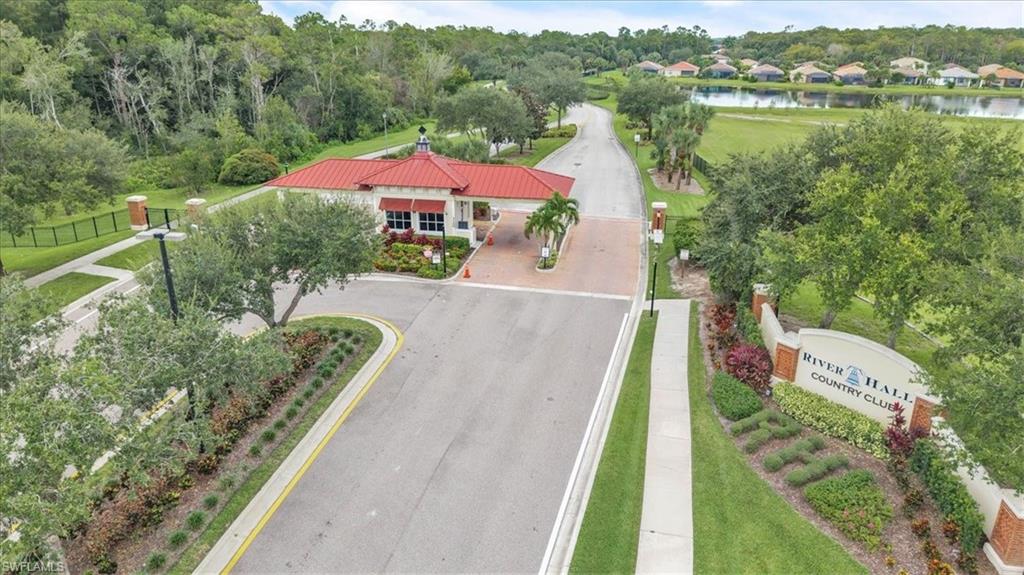 COUNTRY CLUB - Residential