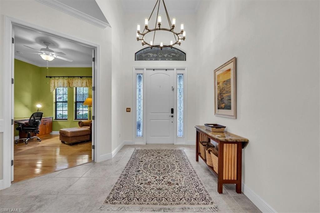 COUNTRY CLUB - Residential