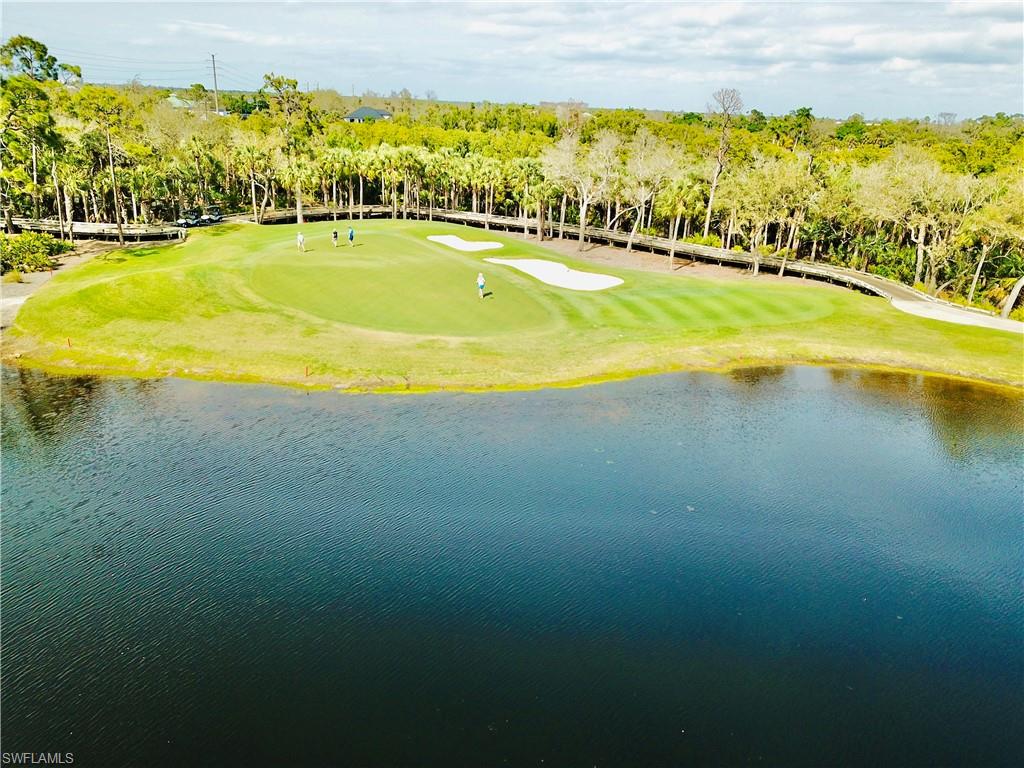 BAY WOODS - Residential