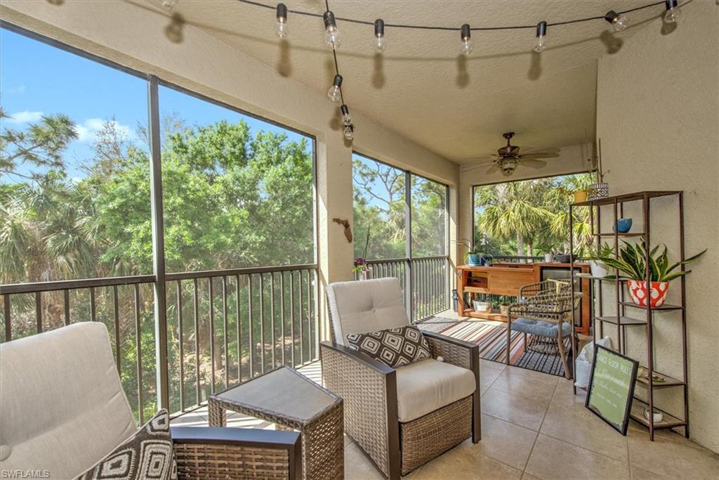 BAY WOODS - Residential