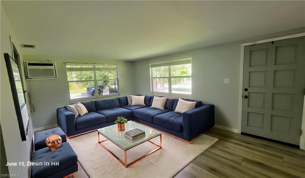 NORTH LABELLE - Residential