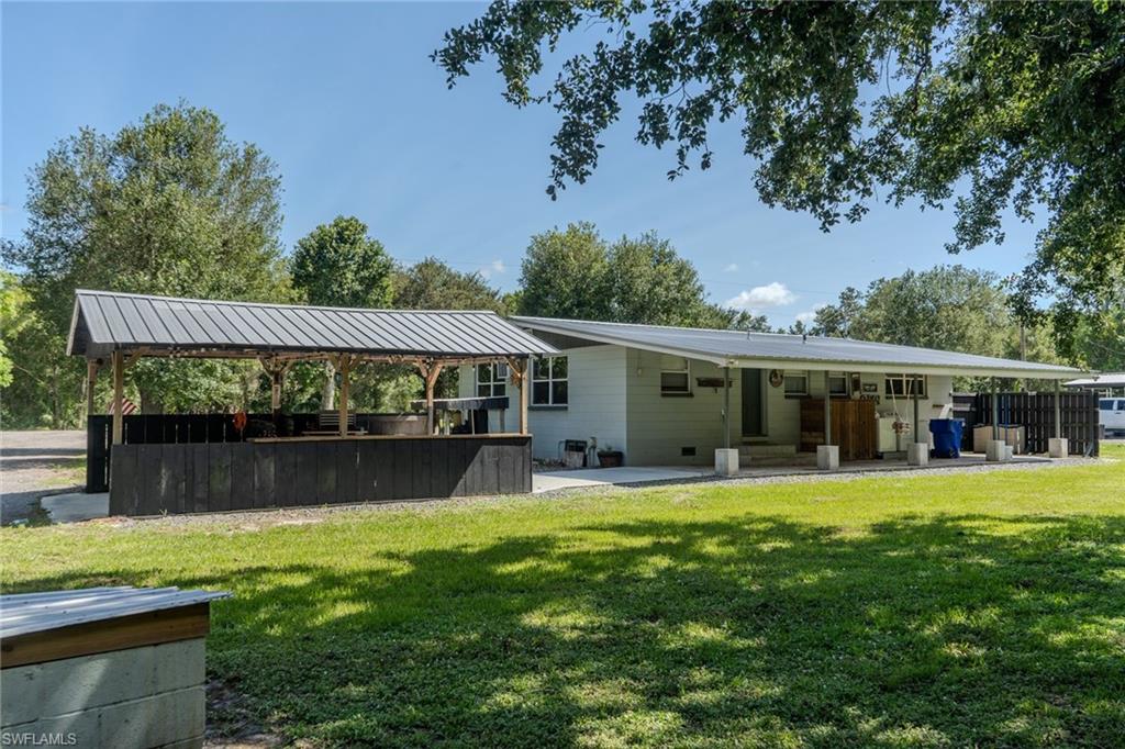 NORTH LABELLE - Residential
