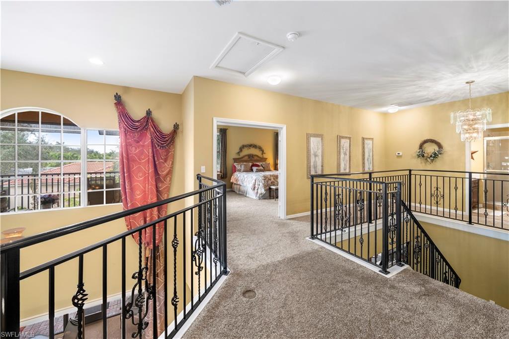 COLONIAL SHORES - Residential