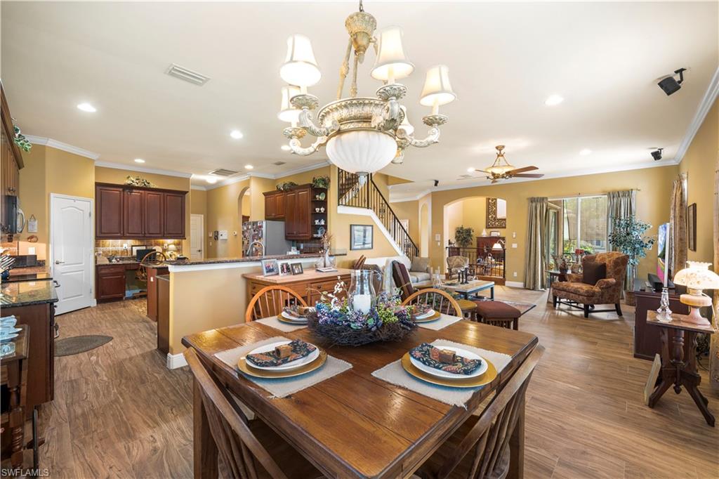 COLONIAL SHORES - Residential
