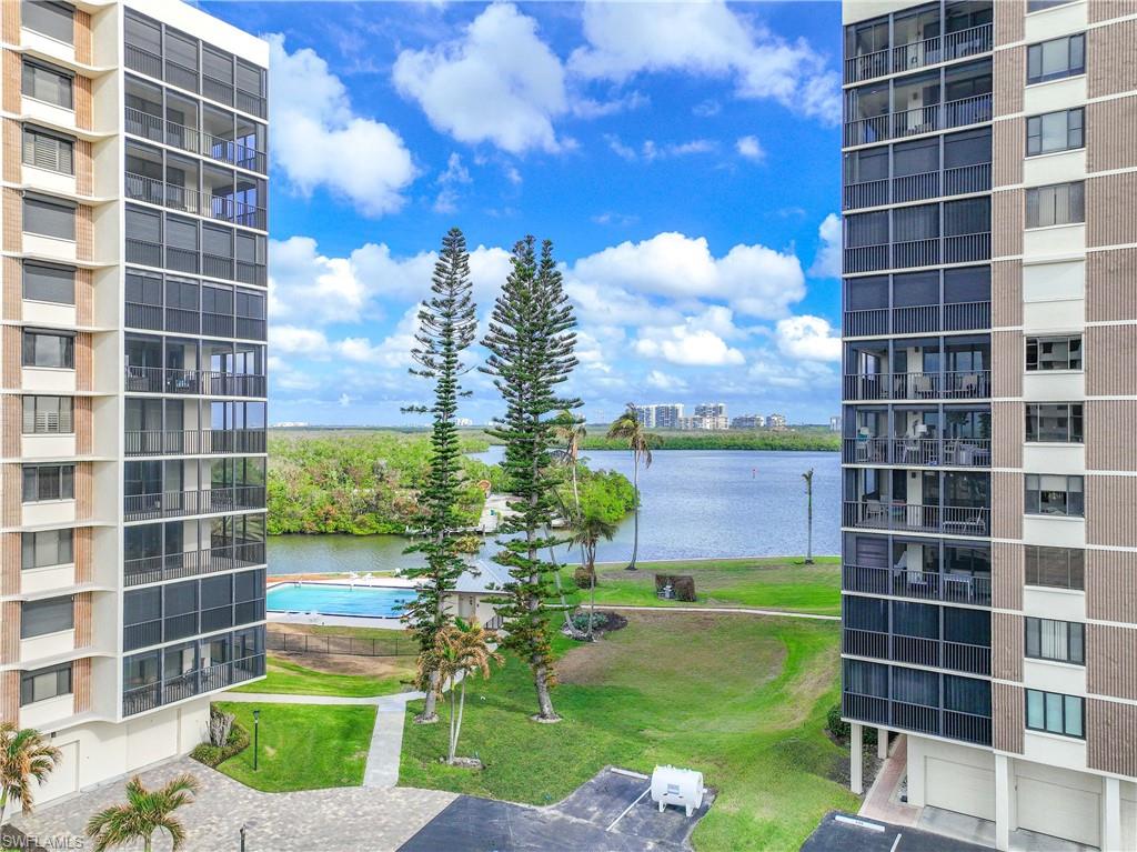 VANDERBILT SURF COLONY - Residential Lease