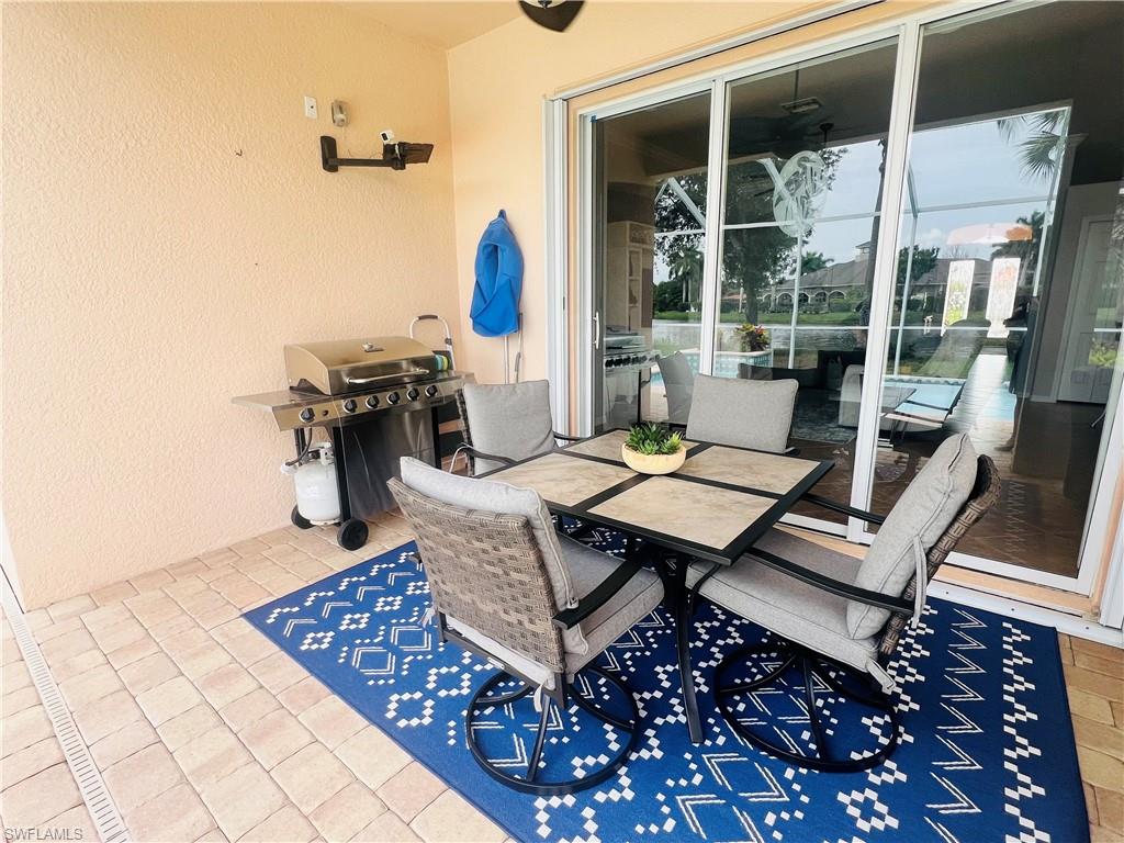 REFLECTION LAKES OF NAPLES - Residential Lease