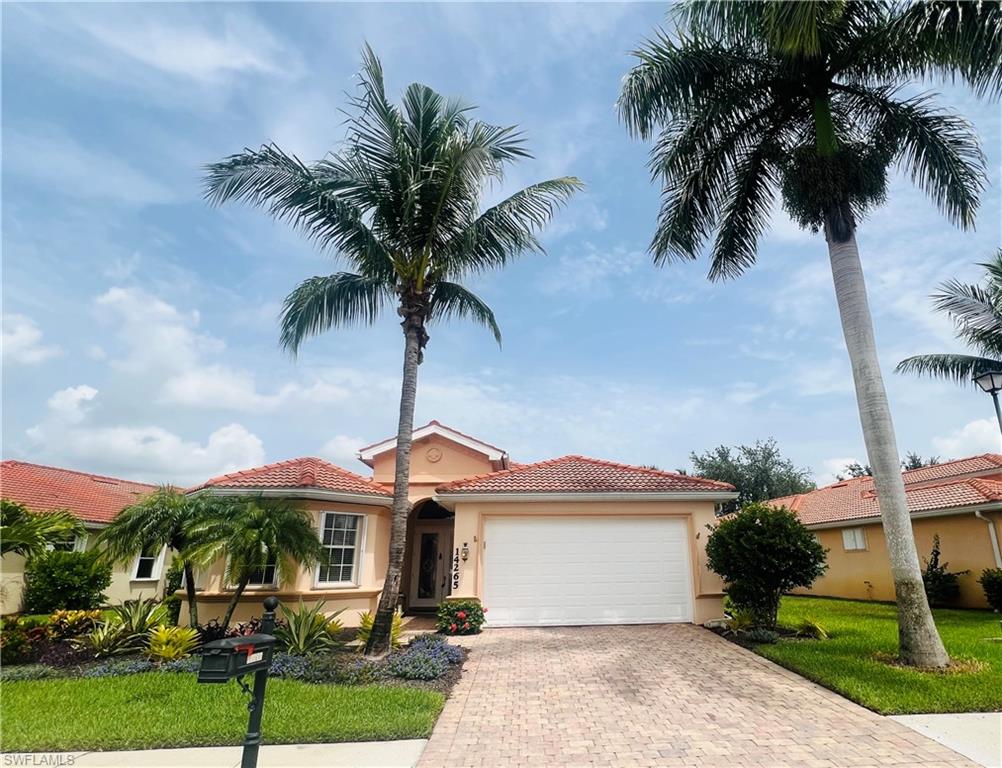 REFLECTION LAKES OF NAPLES - Residential Lease