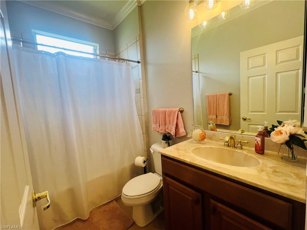 REFLECTION LAKES OF NAPLES - Residential Lease