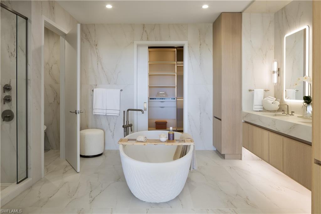 THE RITZ-CARLTON RESIDENCES ESTERO BAY - Residential