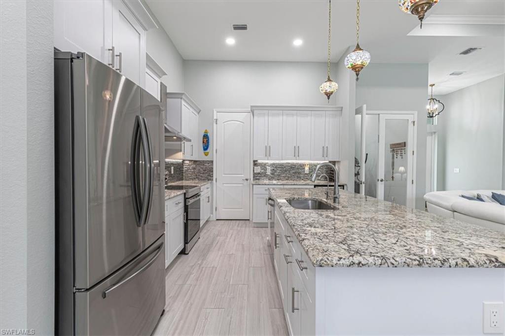 BURNT STORE LAKES - Residential