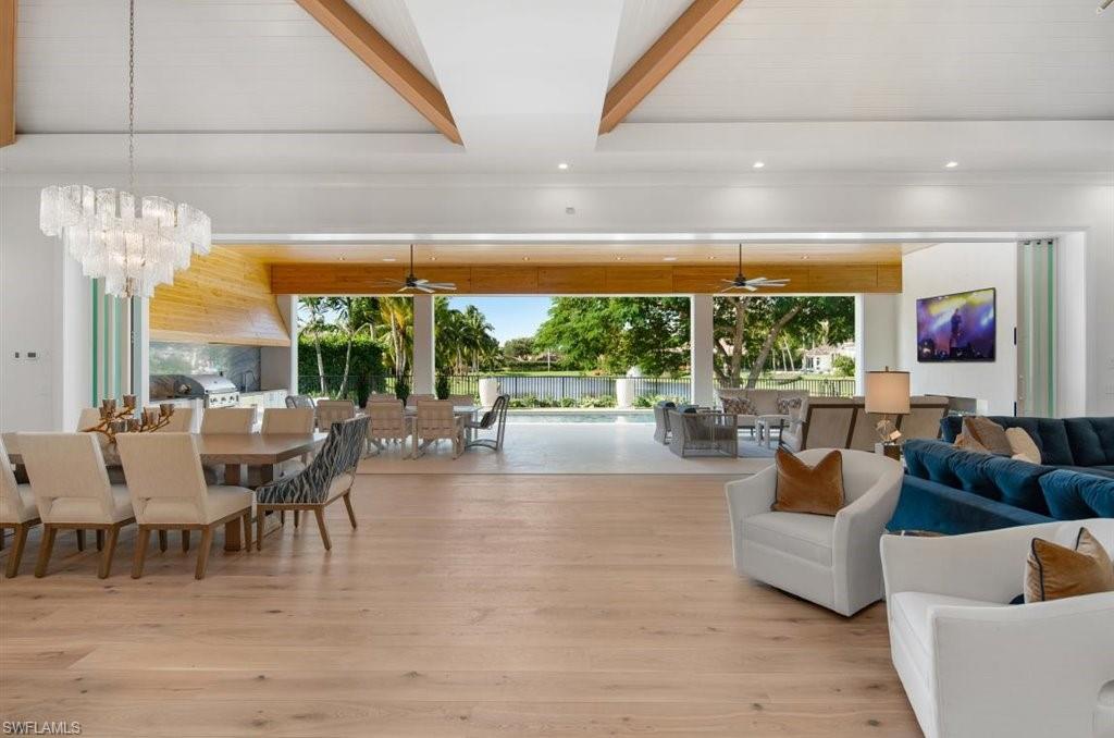 BAY COLONY SHORES - Residential