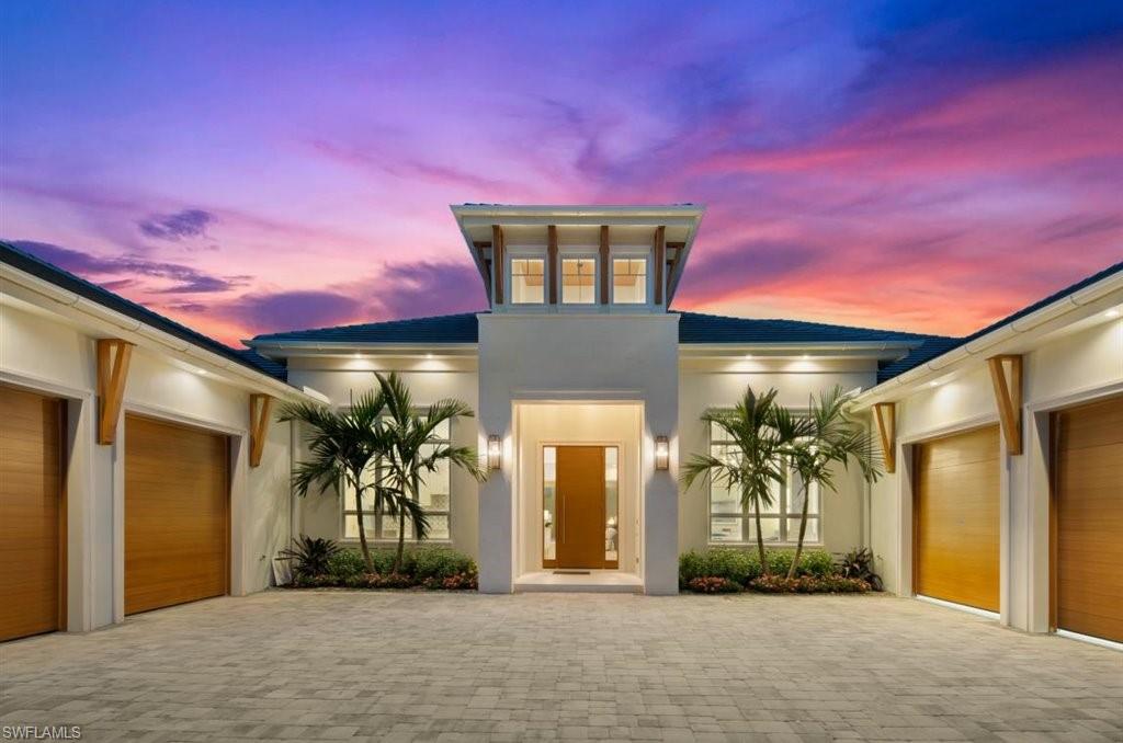 BAY COLONY SHORES - Residential