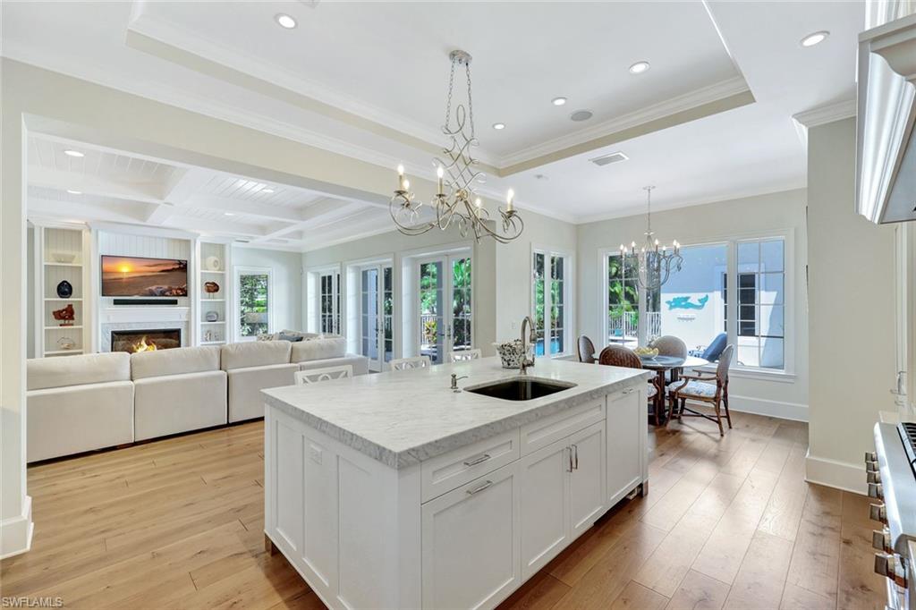OLDE NAPLES - Residential